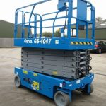 Bán xe cắt kéo nâng người tại TPHCM